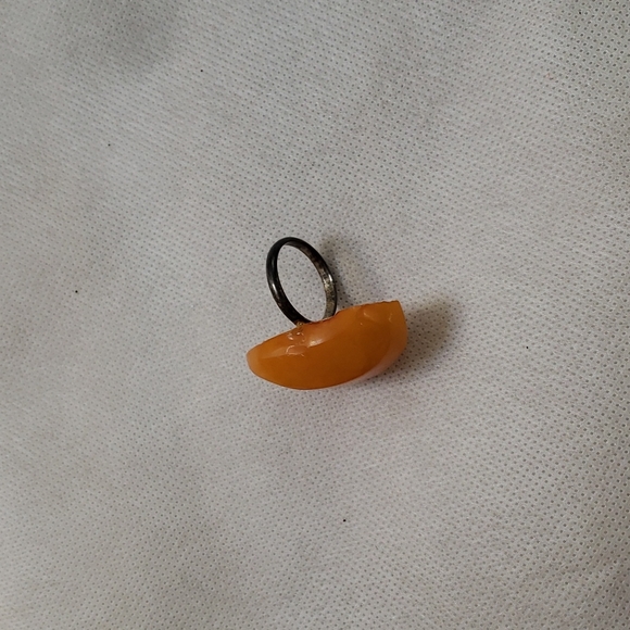 Stunning and unique natural amber ring size 5.75 - Picture 1 of 8